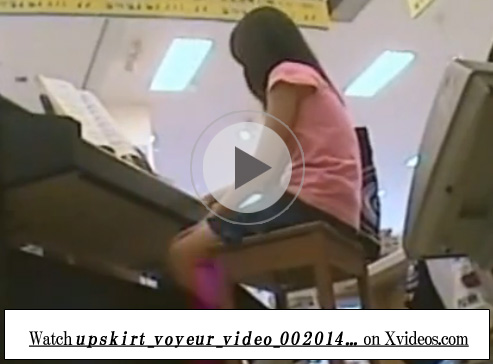 【JSパンチラ盗撮動画】おもちゃ売り場で遊ぶ女の子を隠し撮りしたガチ個人流出…綿パンツを逆さ撮りｗｗ